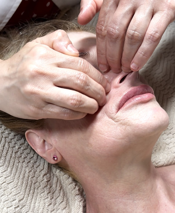 Facial massage treatment